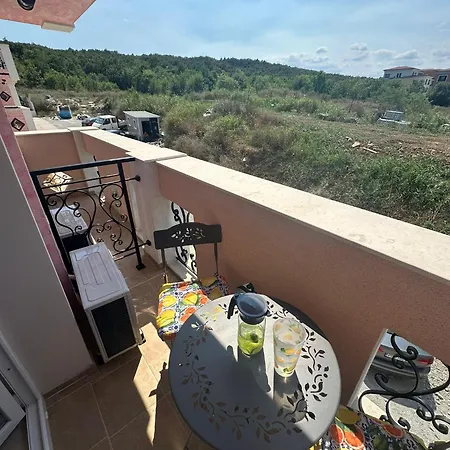 Beachfront Elegant 100 M From Smokinya Beach, Managed By Flat Mаnager Апартамент Созопол