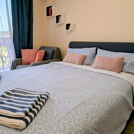 Апартамент Beachfront Elegant 100 M From Smokinya Beach, Managed By Flat Mаnager