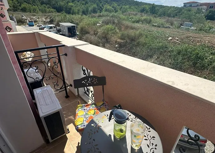 Elegant - 100 M From Smokinya By Flat Mаnager Apartamento Sozopol