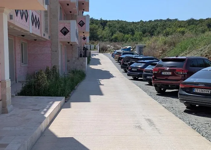 Apartment Beachfront Elegant Studio 100 M From Smokinya Beach, Managed By Flat Mаnager *